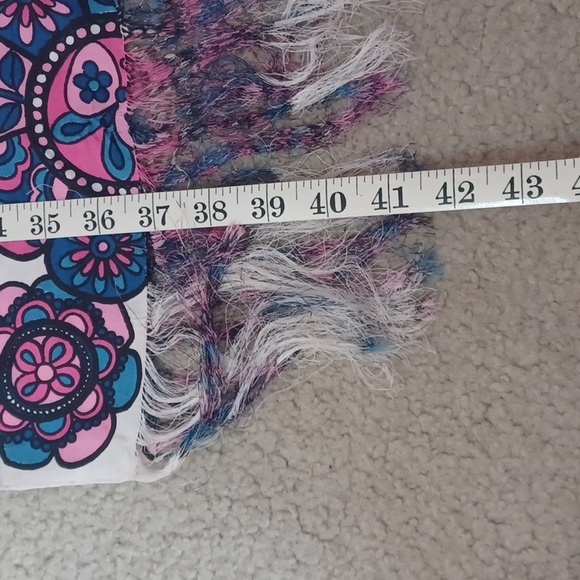 100% Pure Silk Floral And Butterfly Pattern Scarf Shawl - Picture 5 of 17